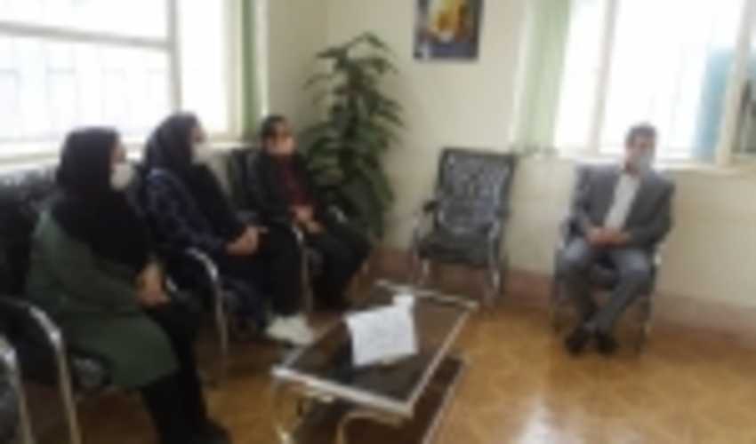 کاشمر - نشست هم اندیشی منابع طبیعی و آبخیزداری شهرستان کاشمر با انجمن سفیران سلامت و طبیعت 