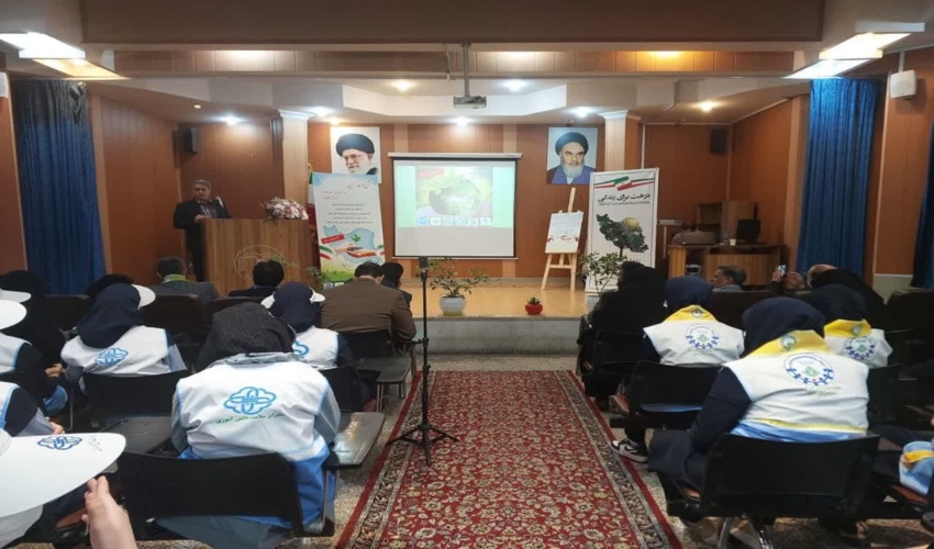 دومین روز از هفته منابع طبیعی- جشن درختکاری در مدرسه ارمینه مصلی نژاد 