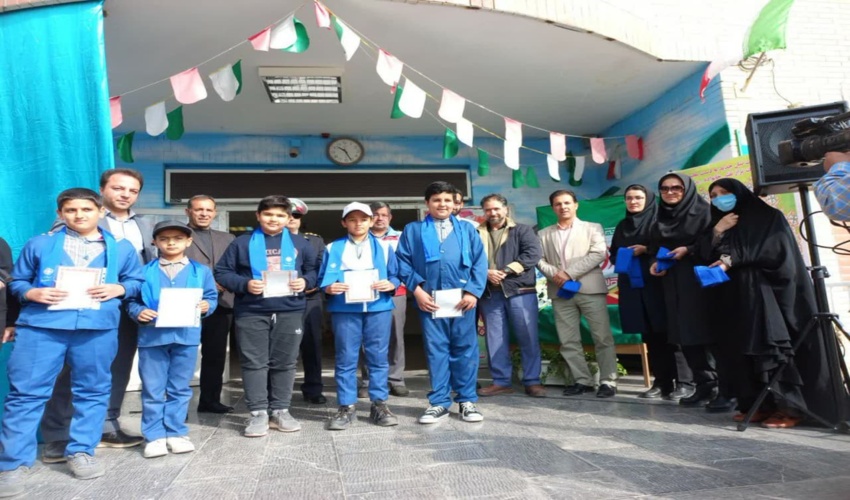 برپایی آیین افتتاحیه سفیران سلامت دانش آموزی در شهرستان نیشابور