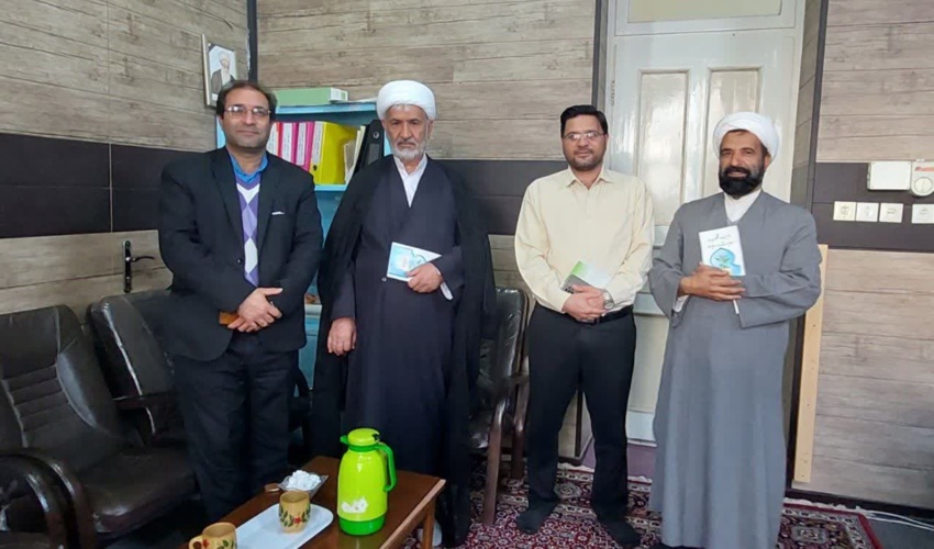 آشنایی طلاب حوزه علمیه گناباد با دستاوردهای منابع طبیعی و آبخیزداری