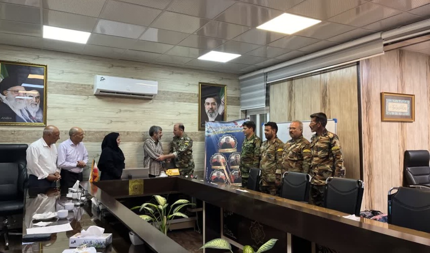تجلیل از همکار بازنشسته یگان حفاظت به مناسبت روز ملی جنگلبان